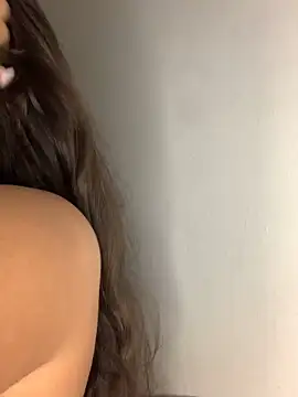 laly spank online show from 31, 3, 2026