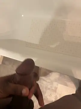 baiseurmeuf parfait online show from 1, 3, 2026