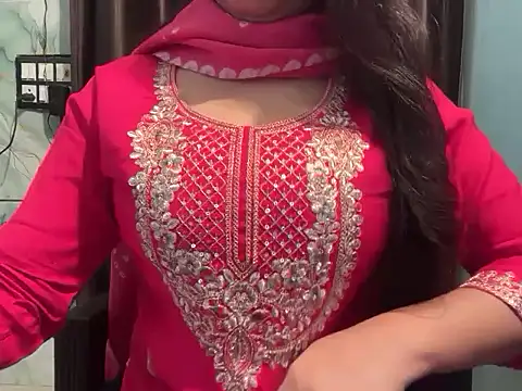 Snapshot of Avneet_kaurr1 chatting on 10, 5, 2026 Avneet kaurr1 online show from 10, 5, 2026