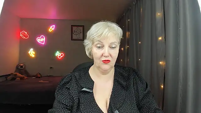 Mary-Leee online show from 28, 5, 2026