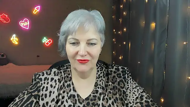 Mary-Leee online show from 6, 3, 2026