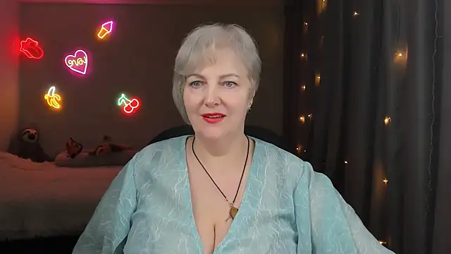 Mary-Leee online show from 3, 4, 2026