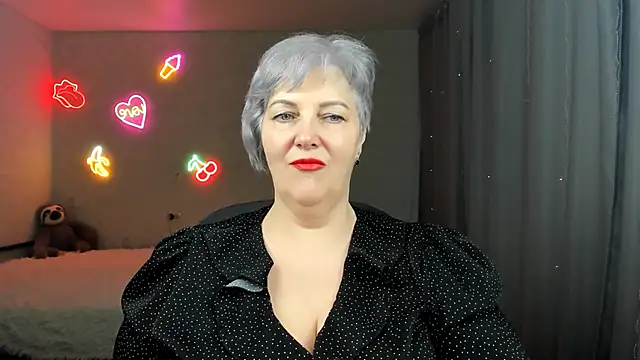 Snapshot of Mary-Leee chatting on 2, 3, 2026 Mary-Leee online show from 2, 3, 2026