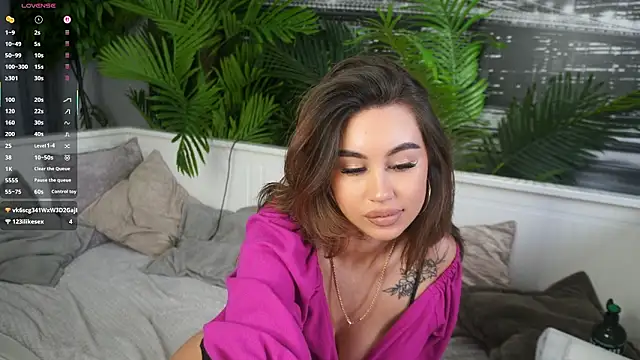 JulyMilky online show from 18, 3, 2026