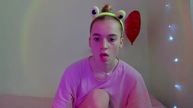 Stacey Brow online show from 8, 5, 2026