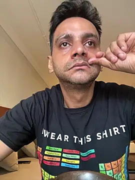 online4u08 online show from 9, 4, 2026