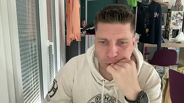 Minmoi1984 online show from 13, 4, 2026