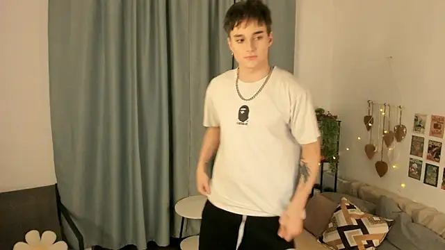 Snapshot of CipherMoth chatting on 1, 3, 2026 CipherMoth online show from 1, 3, 2026