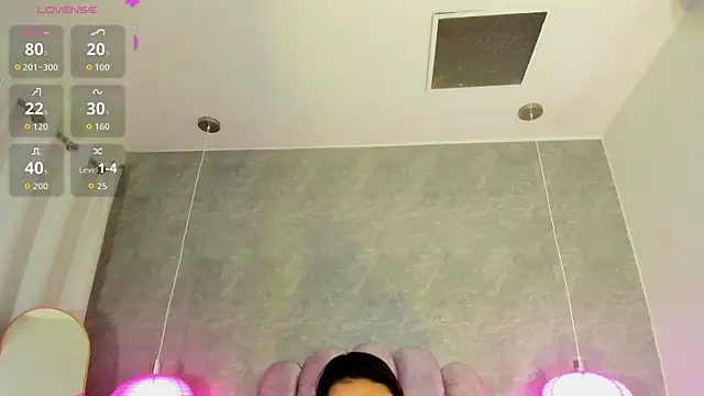 Snapshot of ArianaRougee chatting on 12, 7, 2026 ArianaRougee online show from 12, 7, 2026