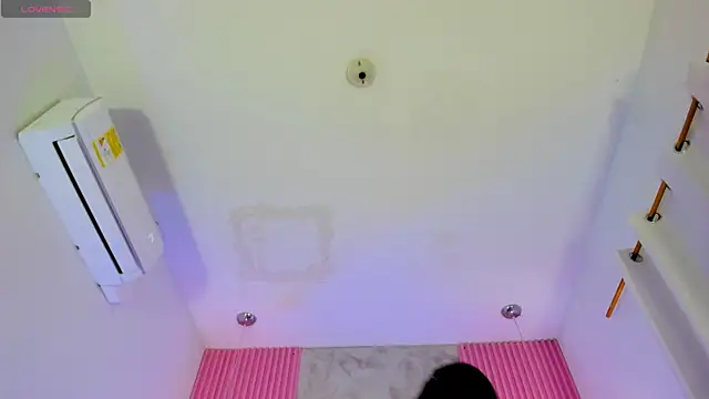 Snapshot of ArianaRougee chatting on 11, 6, 2026 ArianaRougee online show from 11, 6, 2026