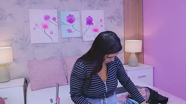 EmmaLeens online show from 16, 4, 2026