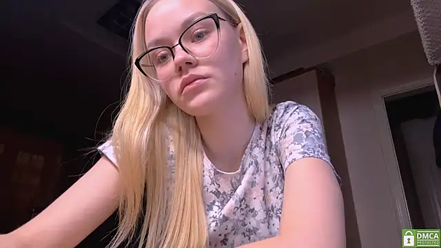 Snapshot of MiaCashe chatting on 24, 2, 2026 MiaCashe online show from 24, 2, 2026