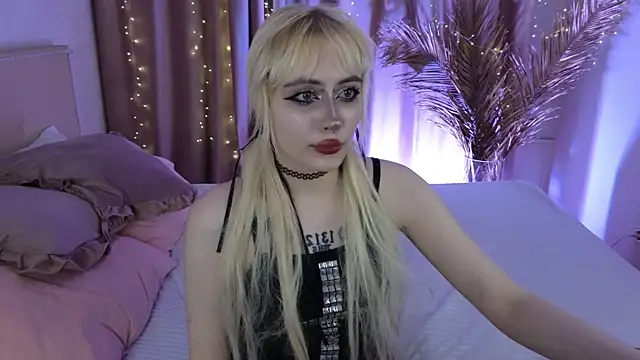 rraffaellka online show from 4, 6, 2026