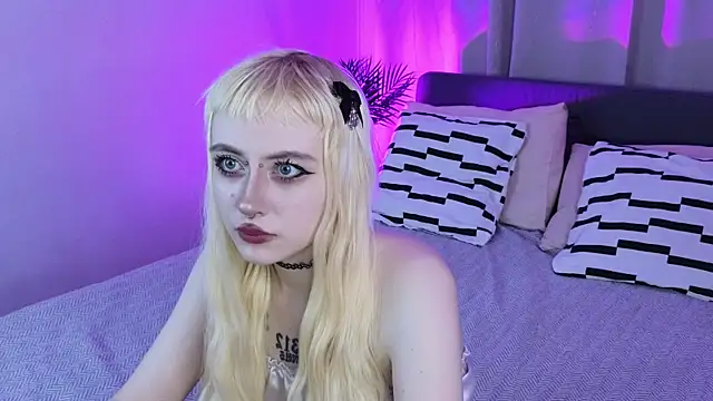 Snapshot of rraffaellka chatting on 18, 7, 2026 rraffaellka online show from 18, 7, 2026
