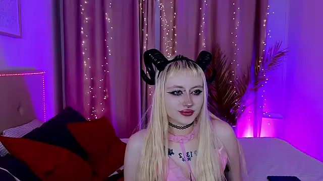 Snapshot of rraffaellka chatting on 3, 3, 2026 rraffaellka online show from 3, 3, 2026