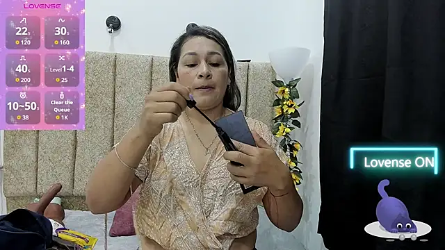 julieth-selene online show from 6, 3, 2026