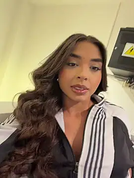 AnnyVega   online show from 7, 7, 2026