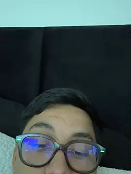 Snapshot of enzo_13 chatting on 23, 2, 2026 enzo 13 online show from 23, 2, 2026