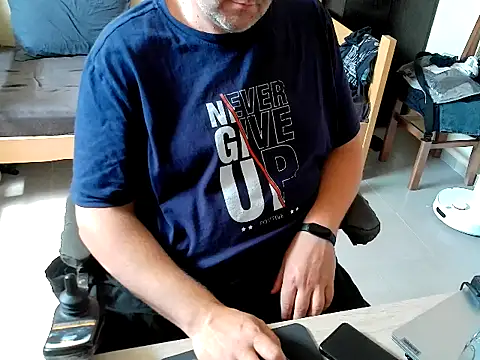 Snapshot of pozitiva000 chatting on 3, 7, 2026 pozitiva000 online show from 3, 7, 2026