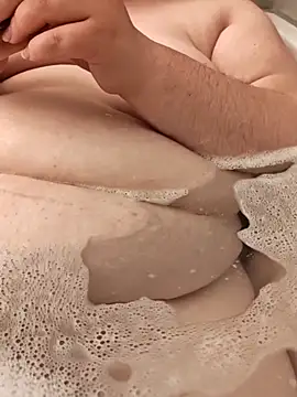 TwilledOverbite online show from 10, 4, 2026