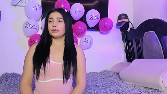 Snapshot of angelique_dubois chatting on 3, 3, 2026 angelique dubois online show from 3, 3, 2026