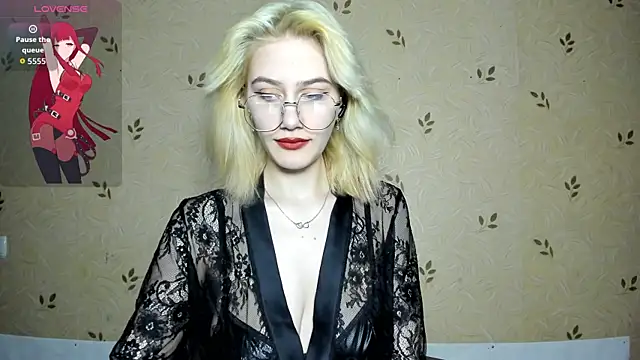 Snapshot of NicoleDaviss chatting on 18, 7, 2026 NicoleDaviss online show from 18, 7, 2026