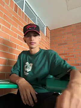 HarryGaze online show from 6, 4, 2026