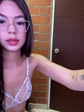 Snapshot of Nixieblaze chatting on 5, 7, 2026 Nixieblaze online show from 5, 7, 2026