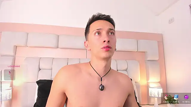 Thiago Jones1 online show from 19, 3, 2026