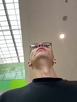 Thiago Jones1 online show from 12, 4, 2026