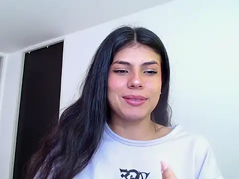 Snapshot of Mini_Sky chatting on 25, 2, 2026 Mini Sky online show from 25, 2, 2026