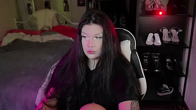 GothicKiraVex online show from 7, 7, 2026