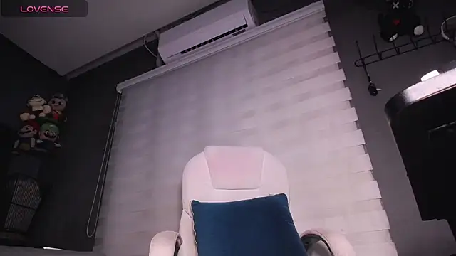 Snapshot of dirty_27cms chatting on 28, 9, 2025 dirty 27cms online show from 28, 9, 2025