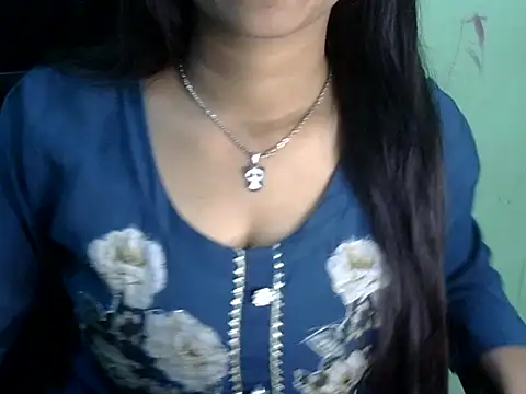 cute momo love online show from 16, 3, 2026