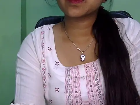 cute momo love online show from 12, 3, 2026