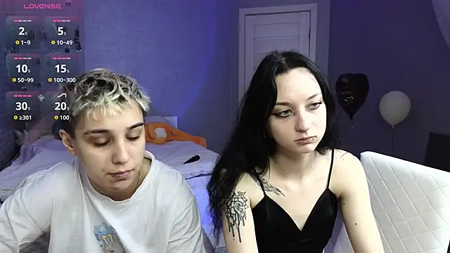 LuxuryLoverss online show from 22, 4, 2026
