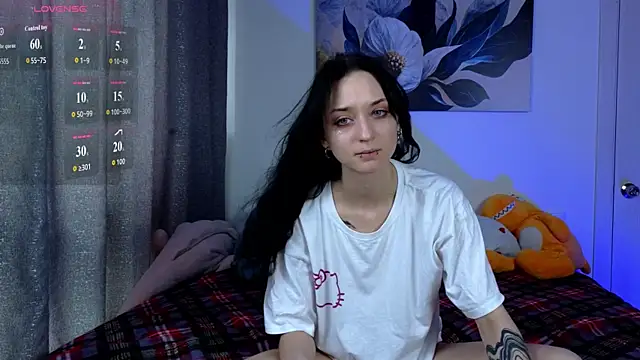 LuxuryLoverss online show from 17, 5, 2026