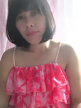 Snapshot of juicy-milu chatting on 7, 7, 2026 juicy-milu online show from 7, 7, 2026