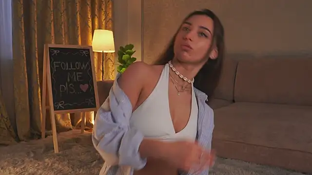 EnriquetaLemma online show from 4, 3, 2026