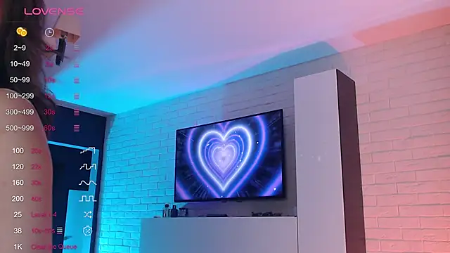 Jade Amore online show from 4, 3, 2026