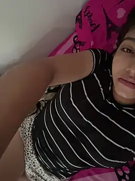 Sexy mia outdoors online show from 12, 4, 2026