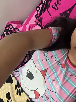 Sexy mia outdoors online show from 15, 4, 2026