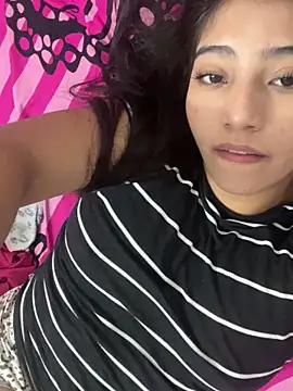 Sexy mia outdoors online show from 11, 4, 2026