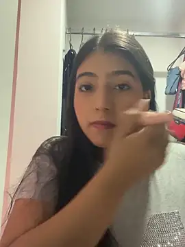 Sexy mia outdoors online show from 1, 3, 2026