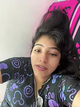 Sexy mia outdoors online show from 26, 3, 2026