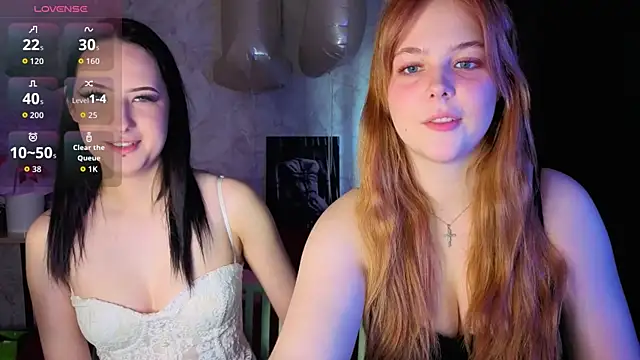 Elle Funning online show from 18, 4, 2026