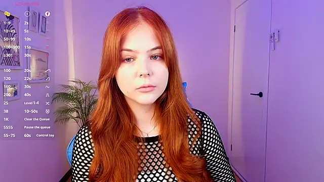Elle Funning online show from 23, 5, 2026