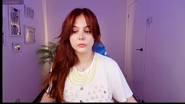 Elle Funning online show from 7, 6, 2026