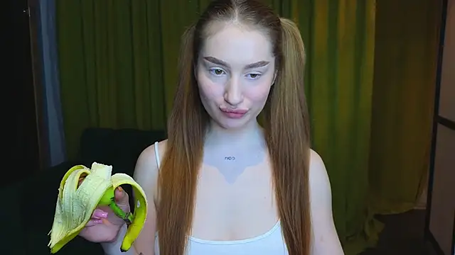 AlicaFoxis online show from 25, 2, 2026