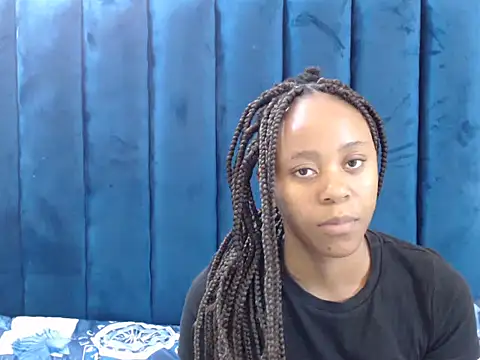 CreamyTea online show from 7, 3, 2026